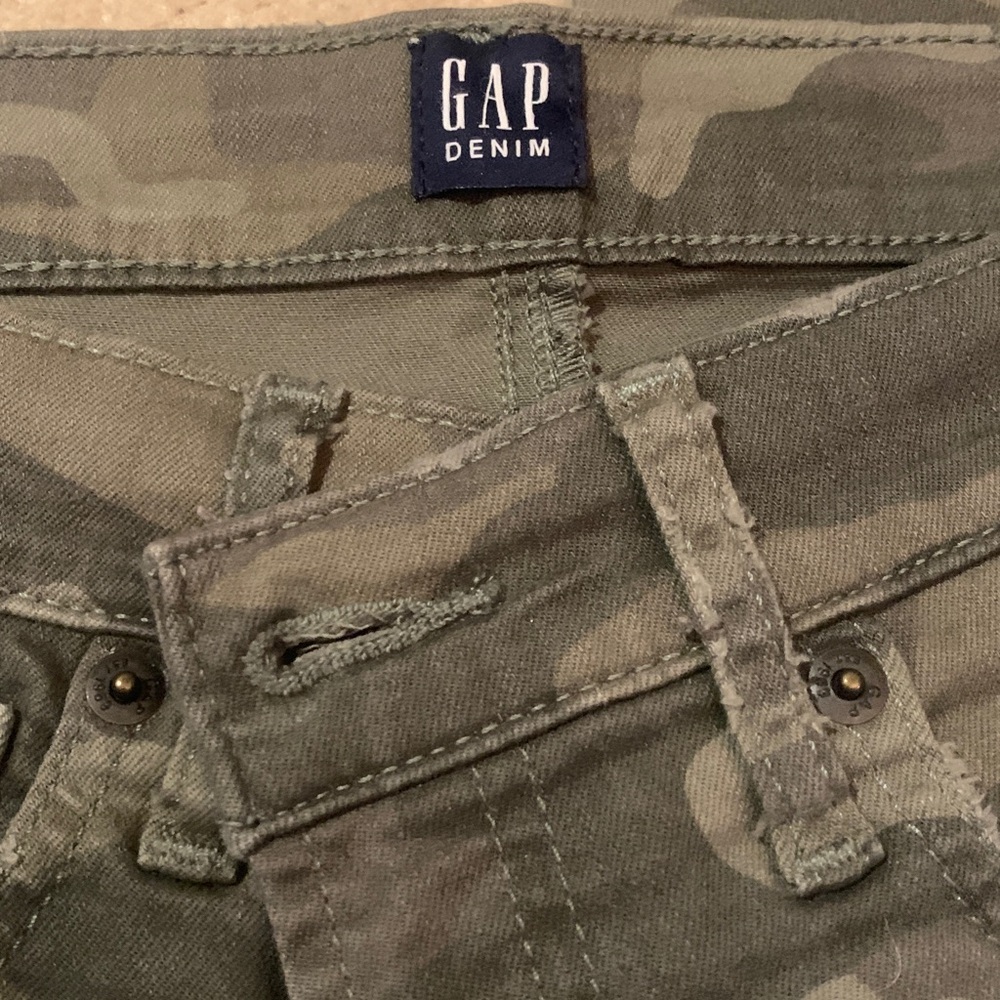 GAP Skinny Camouflage Jeans